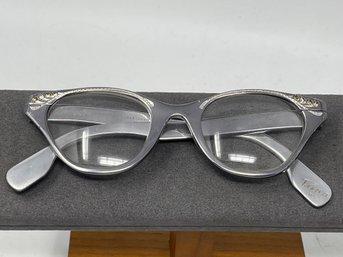 Tura Chanteuse, 60s-70s Silver Art-Deco Aluminum With Sculpted Silver (Wing) Accents