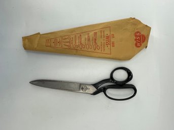 Wiss Shears With Envelope