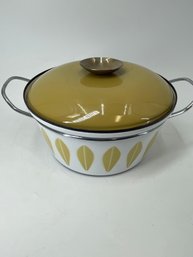 VTG Cathrineholm Norway 8 Lotus Dutch Oven Casserole Mustard & White