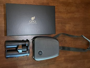 GPO Passion HD 10X42 BINOCULARS IN ORIGINAL BOX