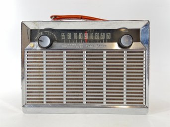 General Electric Long Range Transistor AM Radio