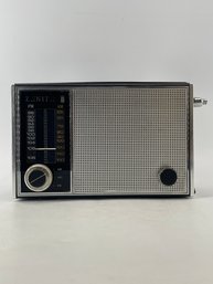 Zenith Royal 820 AM FM Antenna Radio