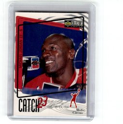 1997 Collectors Choice Michael Jordan Catch 23