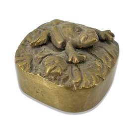 Vintage Brass Frog Paperweight