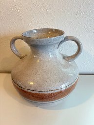 H6 Pottery Vase 10x10'