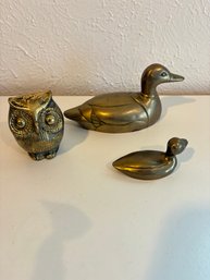 H12 3 Brass Decorations - 3 To 5'