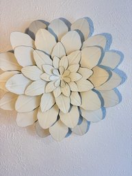 H14 Metal Flower Wall Hanging 15'
