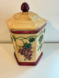 H17 Cookie Jar 12x8'