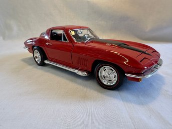 G9 ERTL 1:18/1967 Chevy Corvette