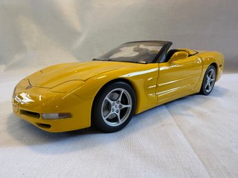G10 UT Models 1:18/1998 Convertible Corvette