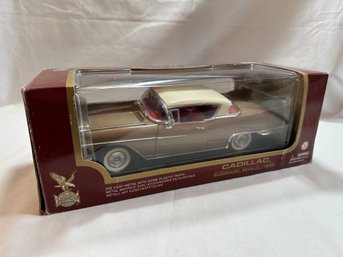G40 Road Legends 1:18/ 1958 Cadillac In Box