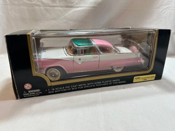 G41 Timeless Classics 1:18 1955 Ford Fairlane In Box