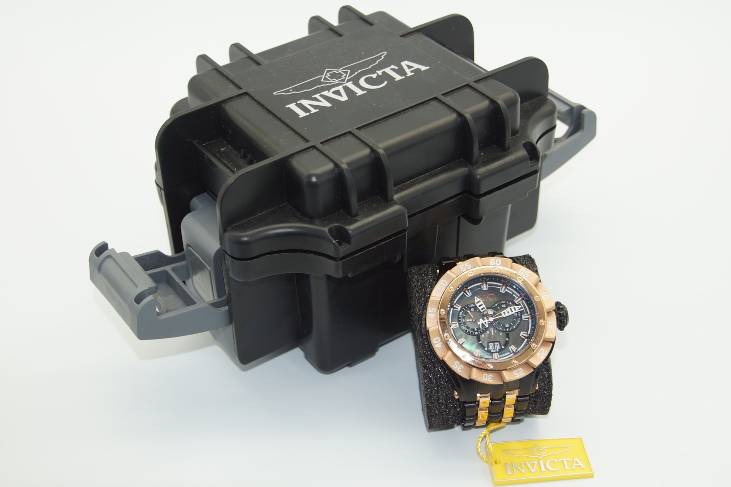 RARE Rose Gold/Black Invicta Reserve Ripsaw Watch (Model 38797) - Like ...