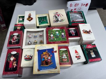 Lot 12 Of 13 - Hallmark Ornaments