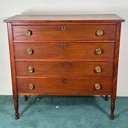 American New England Sheraton-style Chest Of Drawers