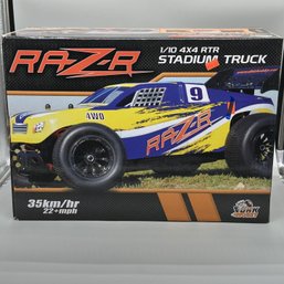 DHK RAZ-R 1/10 4x4 Stadium Truck