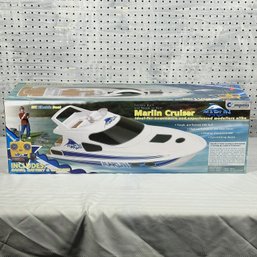 NIB Compass Marlin Cruiser RC Boat