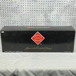 NIB ALCO FB-1 Diesel Locomotive Model Train