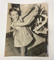 Vintage Old Hollywood Movie Still Original Photo Actress  Maraget O'Brien, MGM, Photo Original  MGM Studios