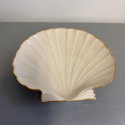 Vintage Large Lenox Shell Bowl Nuts Candy Ivory 24k Gold Trim   7' W