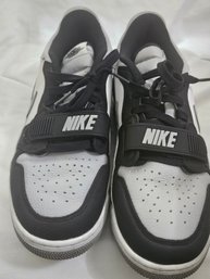Nike Air Jordan Legacy 312 Low Sneakers 9.5