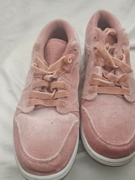 Nike Air Jordan 1 Low SE 'Pink Velvet' Sneakers 9.5