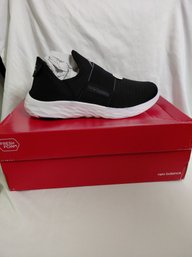 New Balance Fresh Foam Sneakers NIB 12
