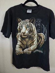 Vintage 1990s Ringling Bros. And Barnum & Bailey 'Extinction Is Forever' White Tiger Graphic T-shirt Med
