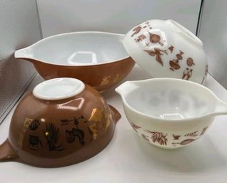 Set Of Vintage Pyrex Early American Cinderella Nesting Mixing Bowls