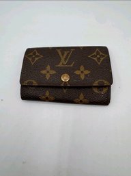 Authentic Louis Vuitton Monogram 6 Key Multicles Holder W/coa
