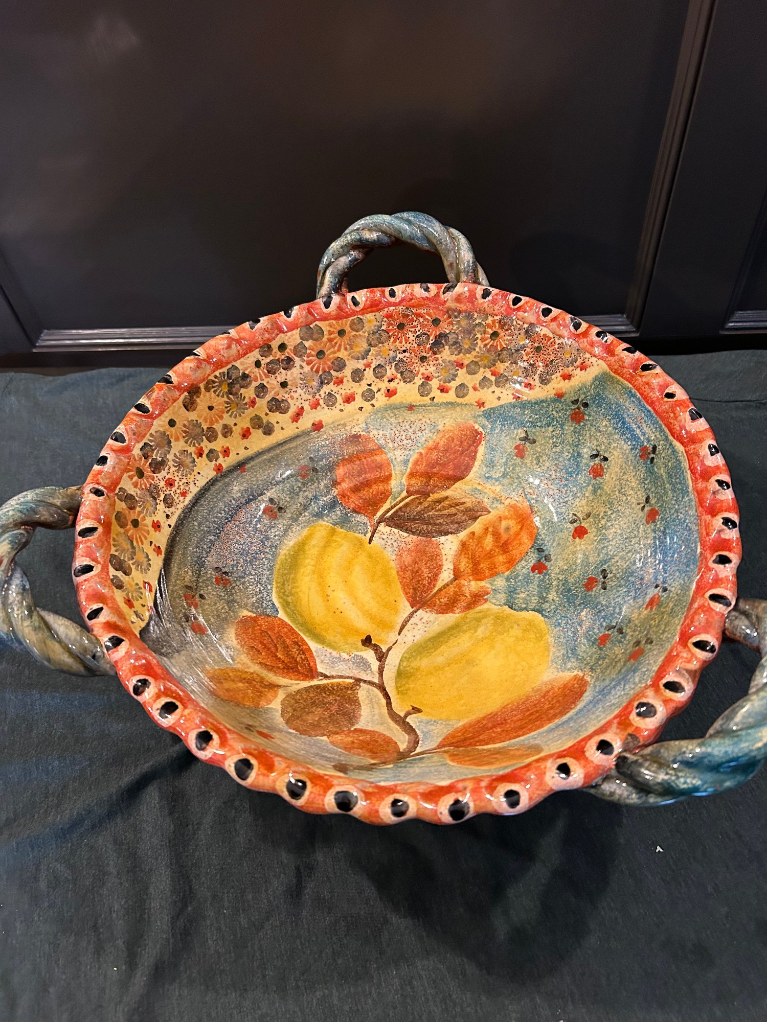 Painted Italian Ceramic Fruit Bowl With Handles 8623