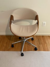 Lumi Source Desk Chair On Wheels