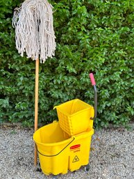 Heavy Duty Mop Bucket And Mop With New Head