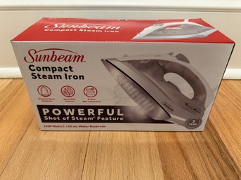 Sunbeam Compact Steam Iron