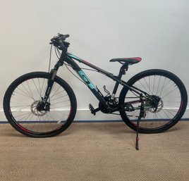 GT Laguna Pro Mountain Bike