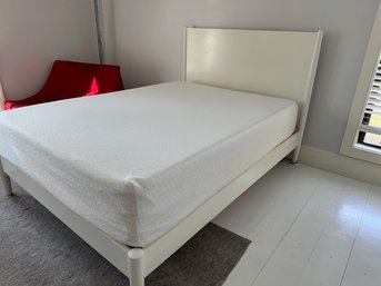West Elm Full Size White Bed With Mattress