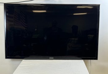 60 Inch Samsung Smart TV With Remote