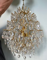Gilded Italian Chandelier In Brass And Crystal