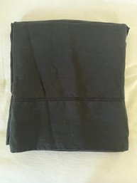 William Sonoma Black Linen Tablecloth 120'x68'