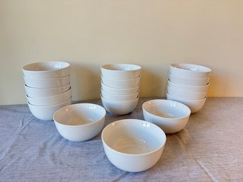 Set Of 18 Amazon Basics Ceramic Bowls