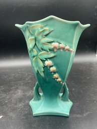 8' Vintage Roseville Bleeding Heart 968-8 Vase