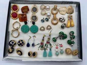Lot 20 Costume Jewelry Earrings