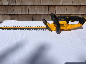Dewalt Hedge Trimmer DCHT820