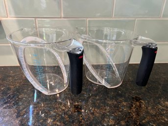 Set Of 2 OXO Measuring Cups