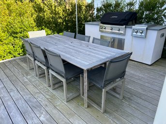 Restoration Hardware Outdoor 12 Dining Chairs With Grey Mesh Fabric And Teak Table