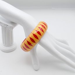 Vintage 1940's Bakelite Bow Tie Gum Drop Bracelet