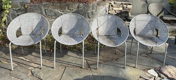 Set Of 4 Mid-Century Modern Metal Clam Shell Chairs
