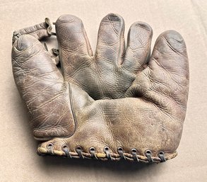 Vintage 1944-1945 MacGregeor Goldsmith Baseball Glove - Joe Cronin Signature Model (HOF - Red Sox)