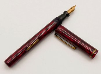 Vintage 1940's Majestic Fountain Pen - 14K Gold Nib