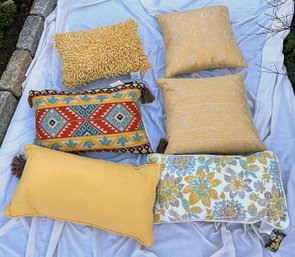 Collection Of 6 Unused Throw Pillows